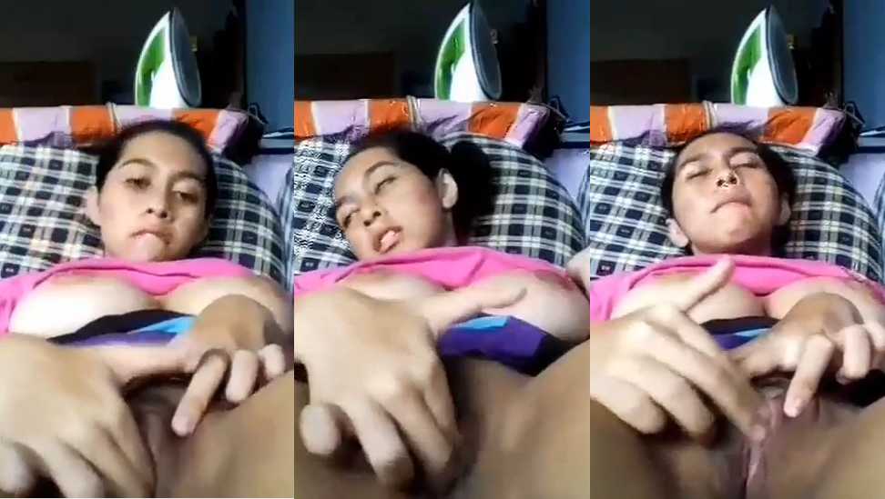 Desi Village Girl Fingering HD Video