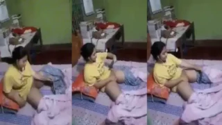 Cute Bengali Teen Didi’s Live Call Show Pussy Viral Video